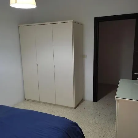 A Very Spacious Three Bedroom In Apartman