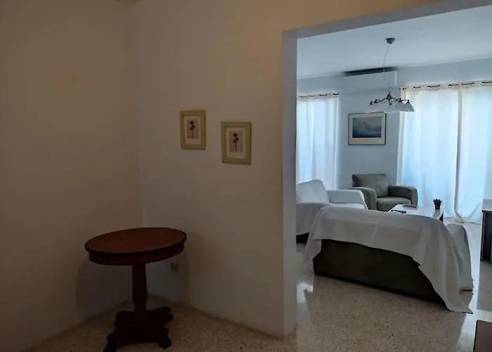 Apartment A Very Spacious Three Bedroom In Sliema
