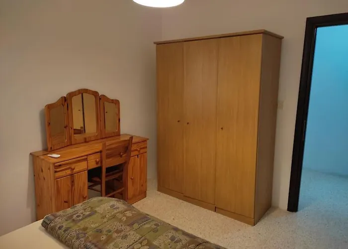 Apartment A Very Spacious Three Bedroom In *